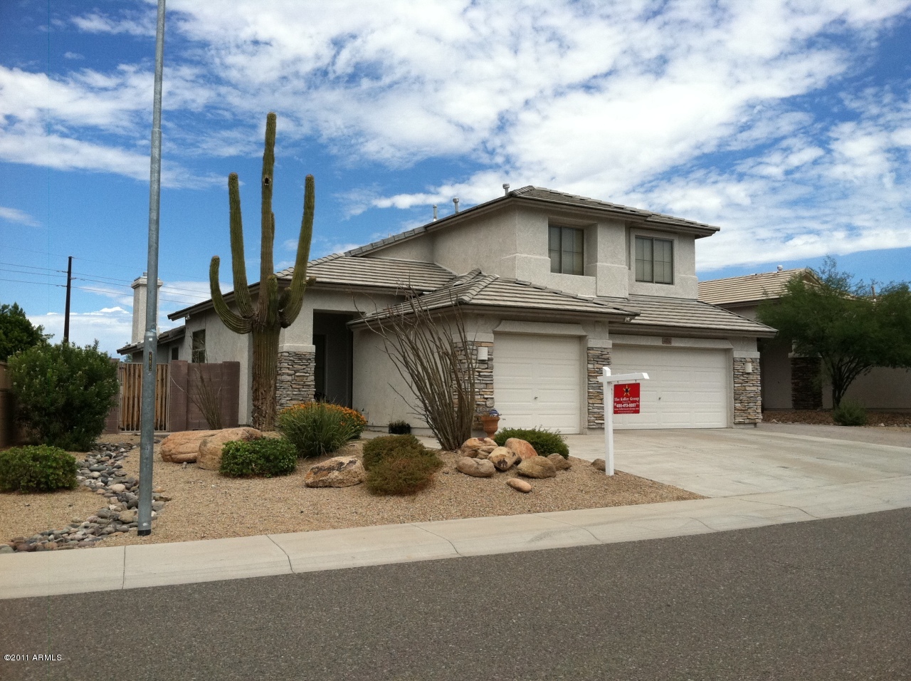 6606 West Rowel Road Phoenix, AZ 85083 - Photo 3 of 3 Front West Side