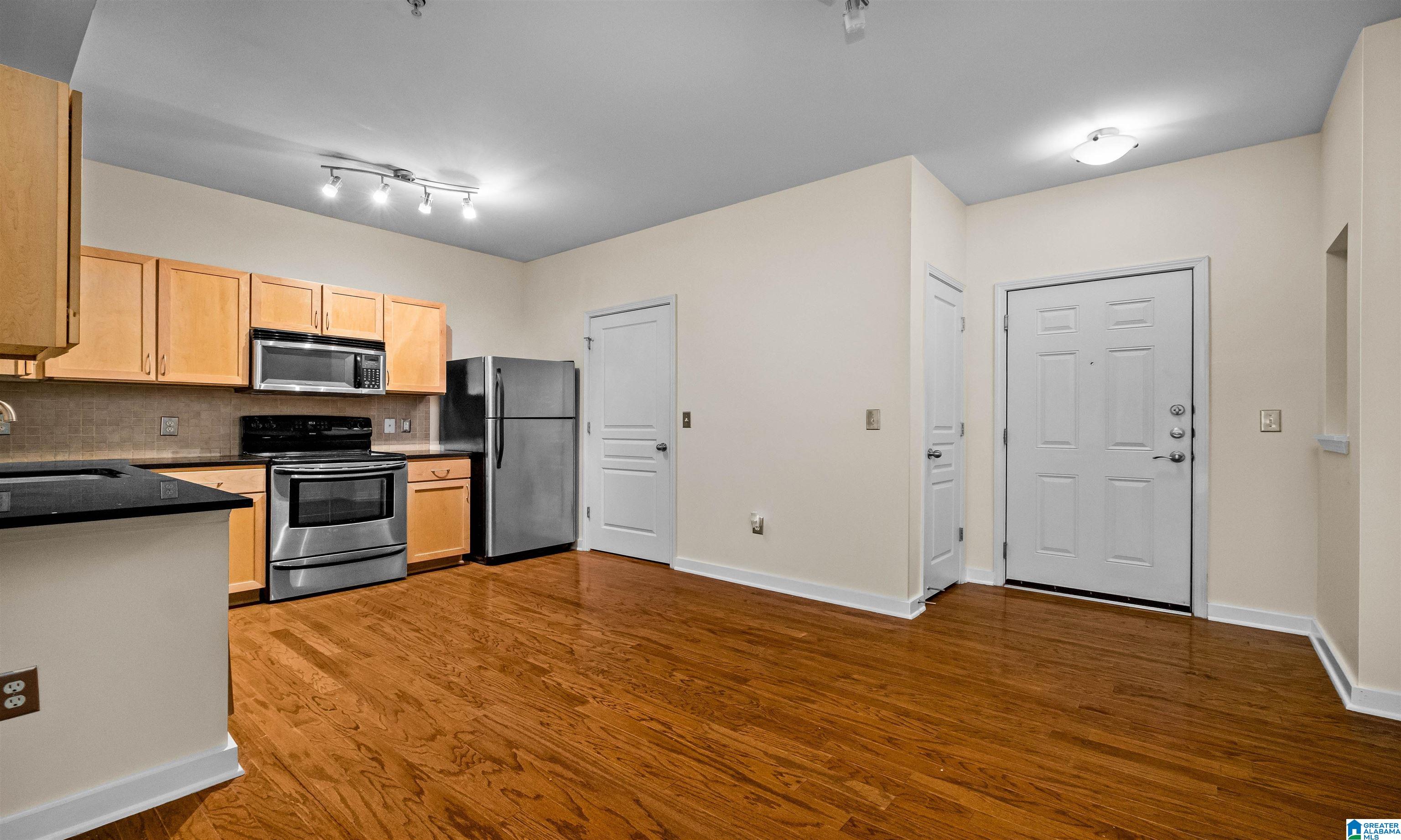 401 20th Street South, Unit 424 Birmingham, AL 35233 - Photo 6 of 52