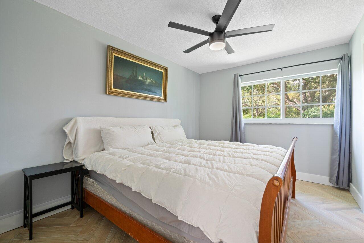 32 Northwest 12th Avenue Boca Raton, FL 33486 - Photo 16 of 27 Guest Room #2