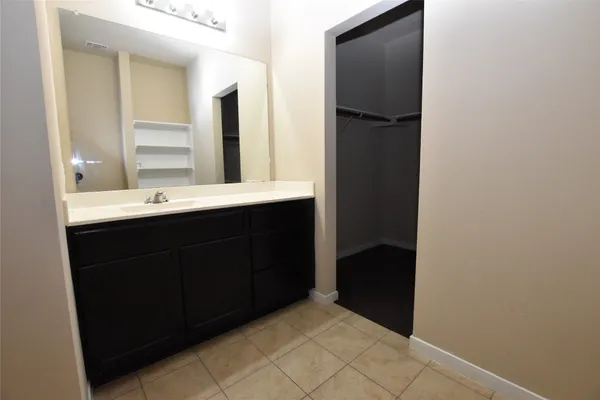 $2,300 | 5725 Roderick Drive, Austin, TX 78724