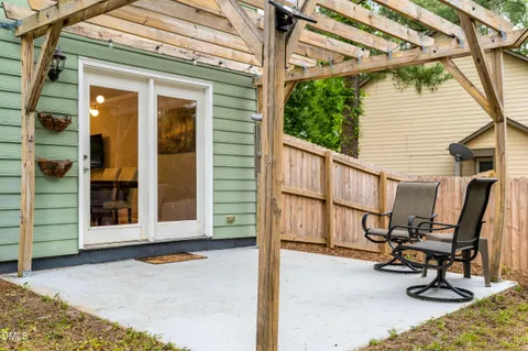 $349,900 | 16 Meadowcrest Drive, Durham, NC 27703