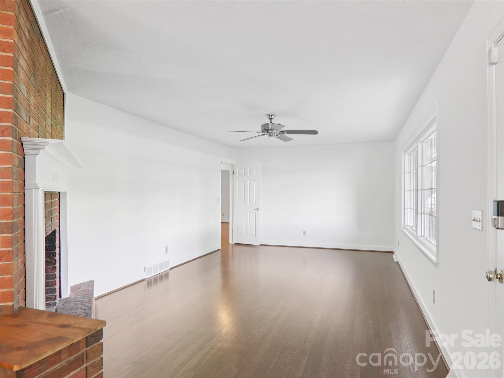 927 Ladson Road Mills River, NC 28759 - Photo 11 of 47