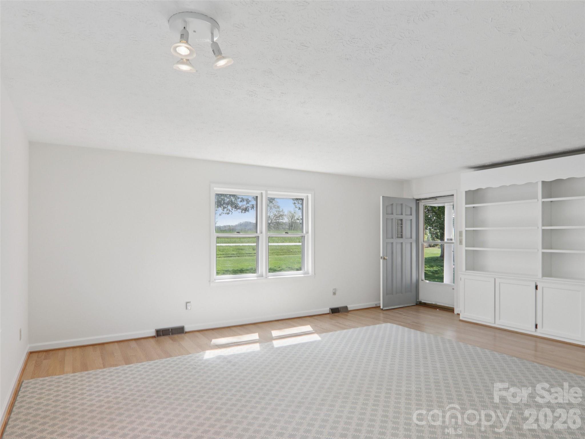 927 Ladson Road Mills River, NC 28759 - Photo 29 of 47