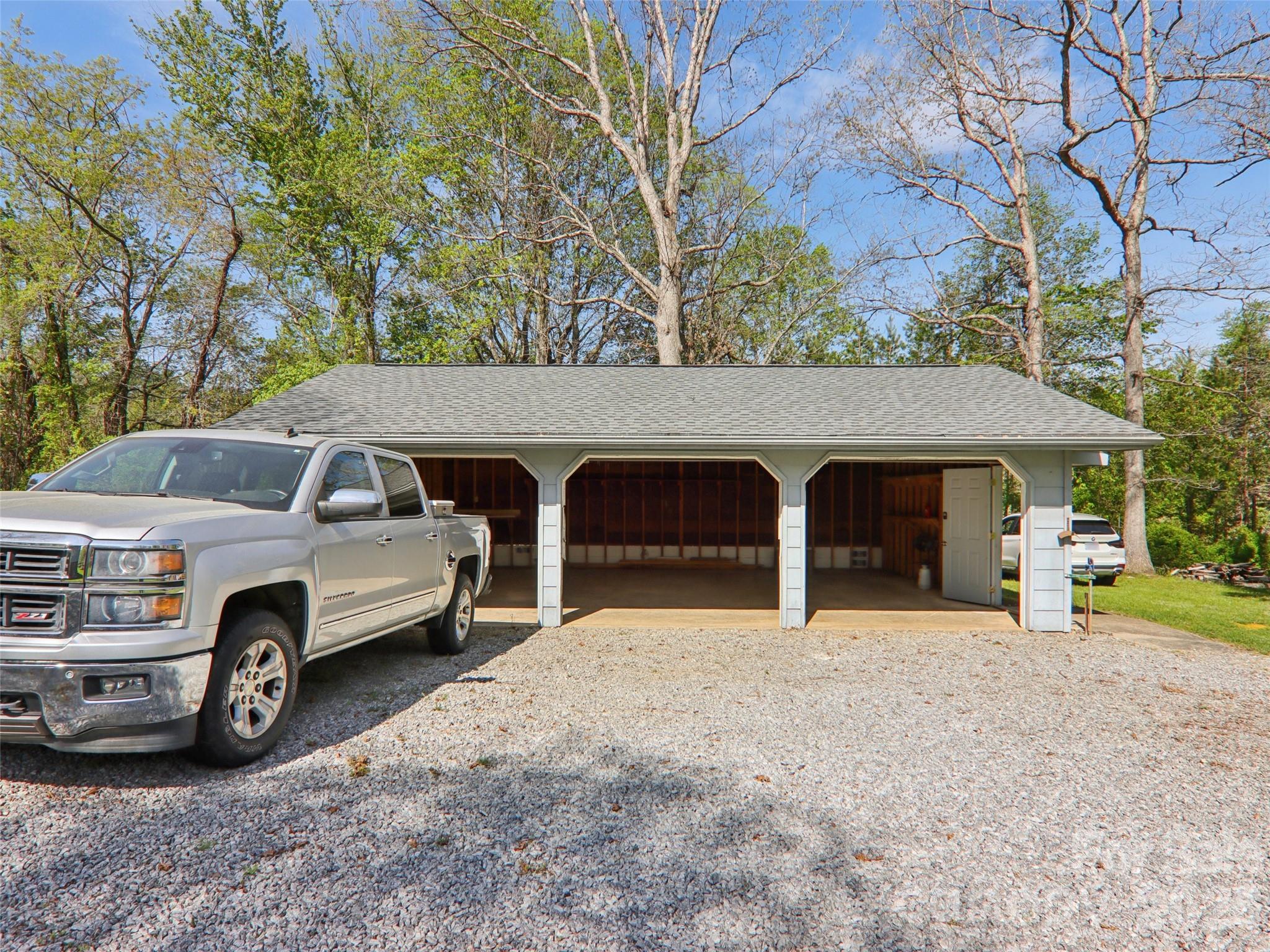 927 Ladson Road Mills River, NC 28759 - Photo 39 of 47