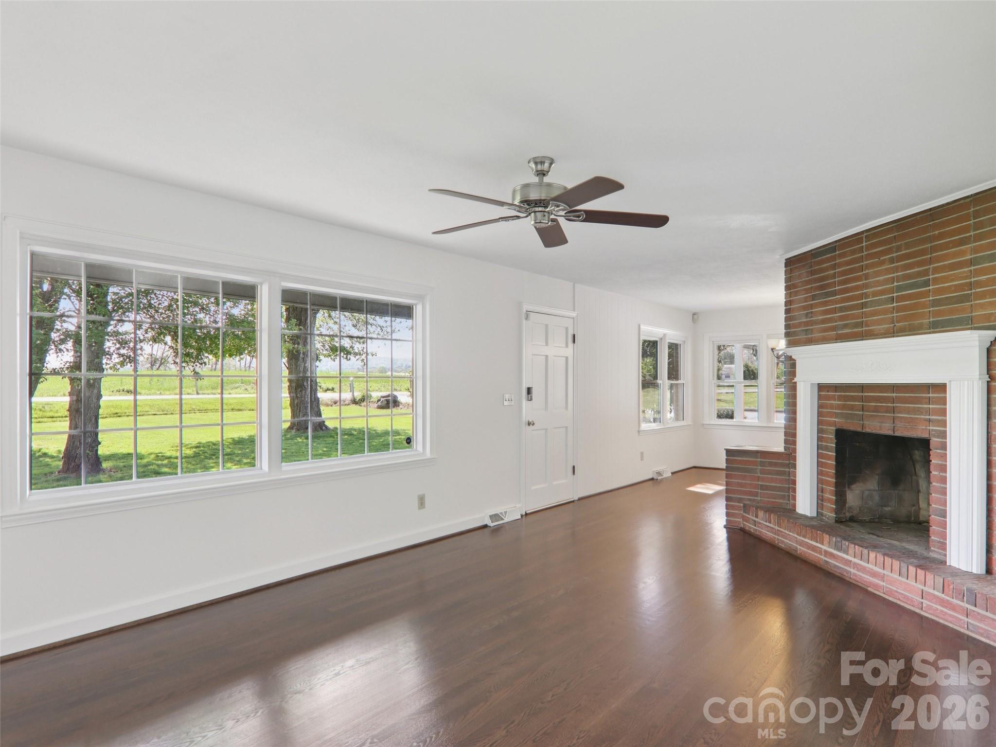 927 Ladson Road Mills River, NC 28759 - Photo 9 of 47