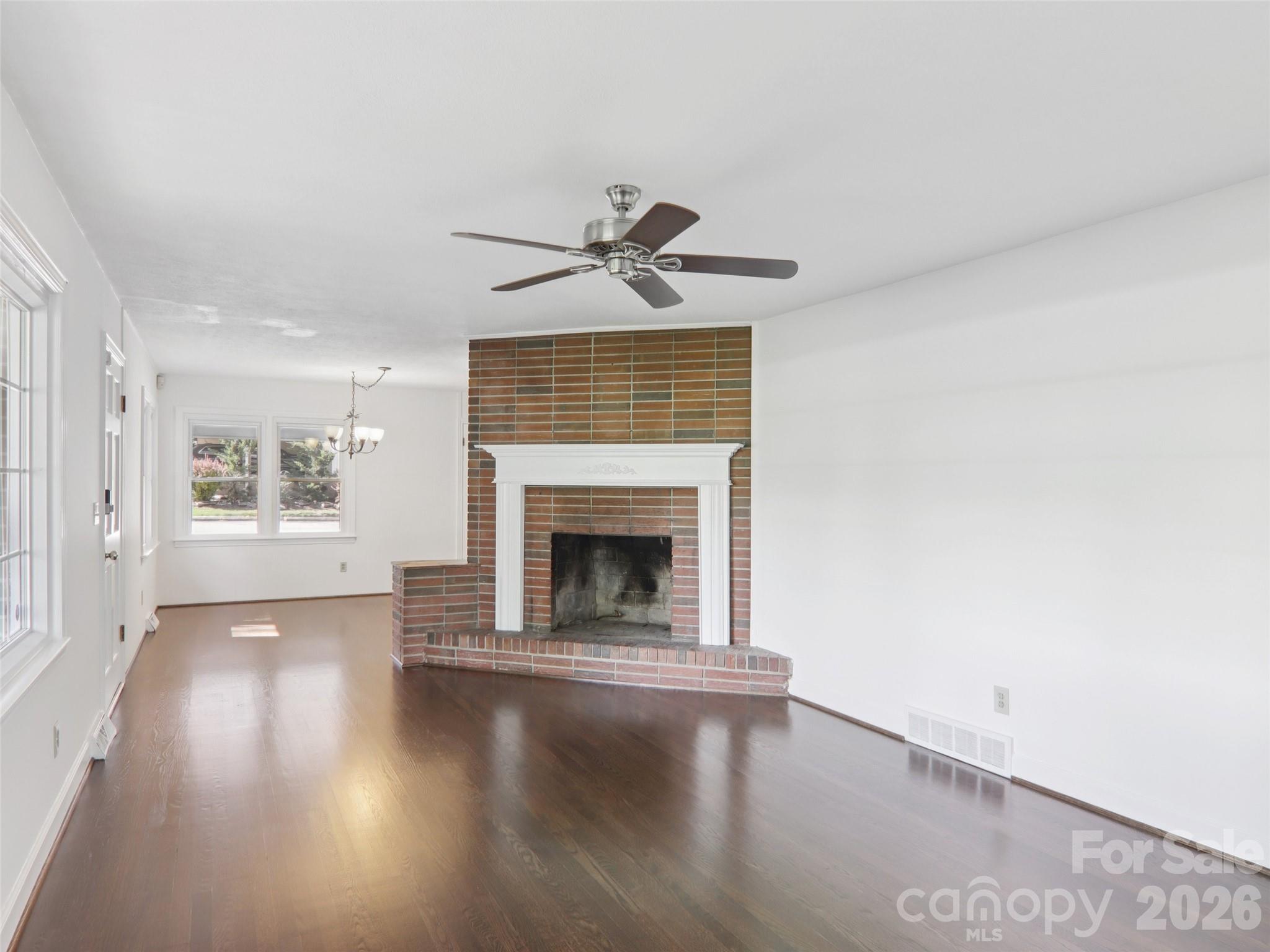 927 Ladson Road Mills River, NC 28759 - Photo 10 of 47