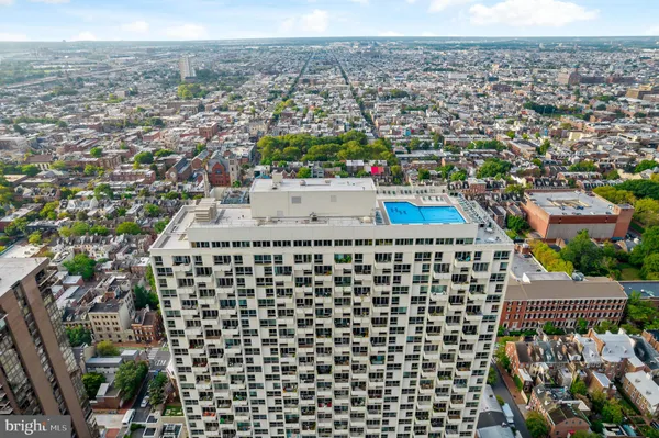 $2,100 | 604-36 South Washington Square, Unit 1309, Philadelphia, PA 19106