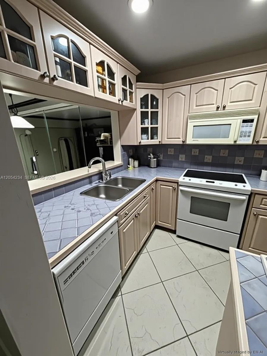 11233 Southwest 88th Street, Unit 202E Miami, FL 33176 - Photo 5 of 12