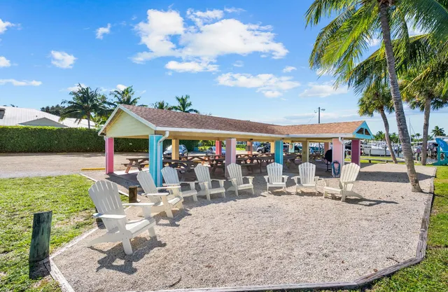 $558,000 | 5065 Southeast Orange Street, Stuart, FL 34997