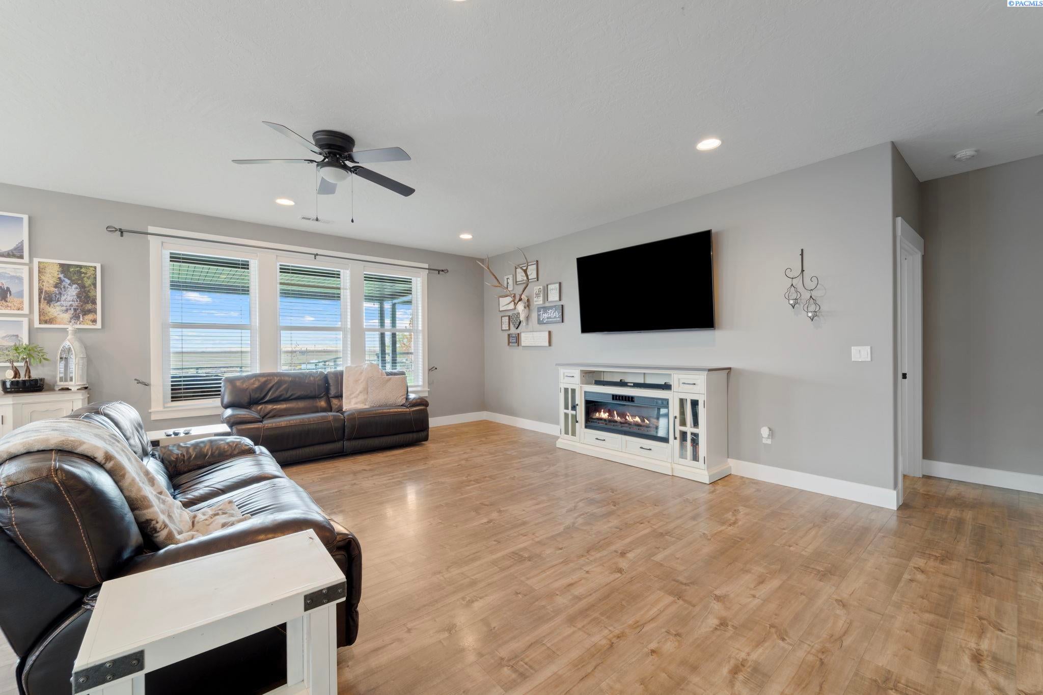 28006 East Ruppert Road Benton City, WA 99320 - Photo 22 of 49 Gallery Image 22