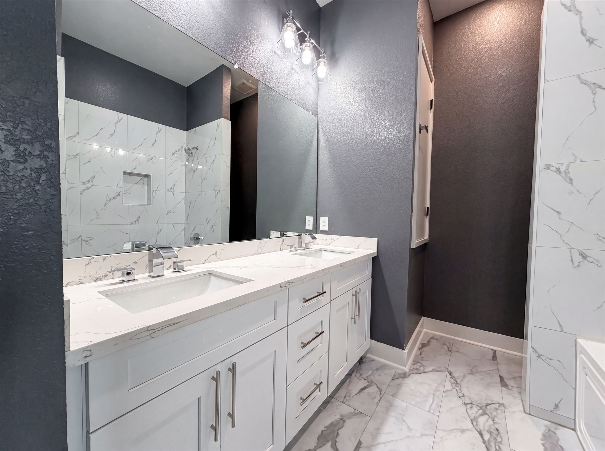 4704 Ward Street Houston, TX 77021 - Photo 12 of 16