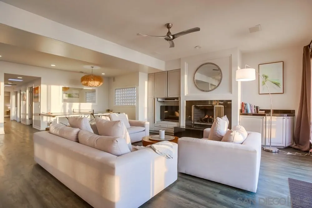 510 Neptune Avenue Encinitas, CA 92024 - Photo 15 of 44