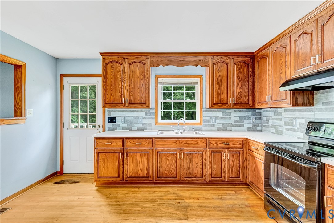 14050 West Patrick Henry Road Doswell, VA 23047 - Photo 12 of 38 Gallery Image 12