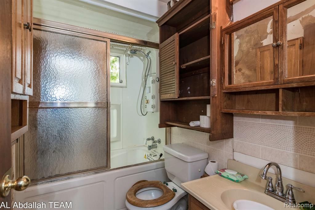 15717 Meadow Street Romulus, MI 48174 - Photo 15 of 21