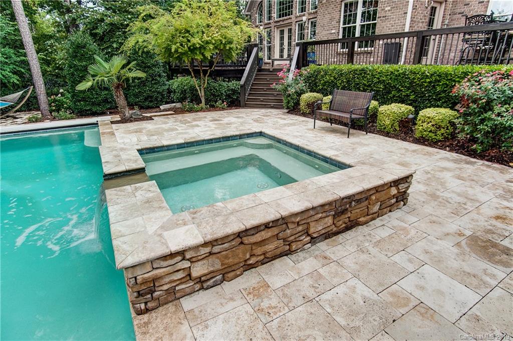 556 Medora Lane Fort Mill, SC 29708 - Photo 28 of 47 a view of a backyard with sitting area