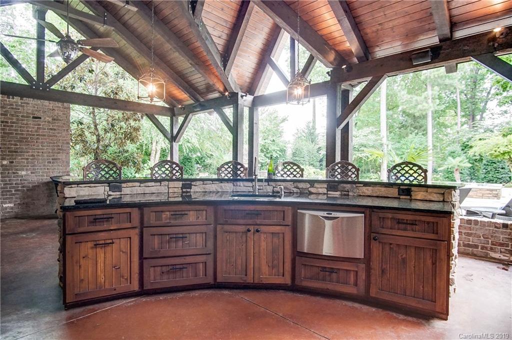 556 Medora Lane Fort Mill, SC 29708 - Photo 34 of 47 a view of a granite counter top