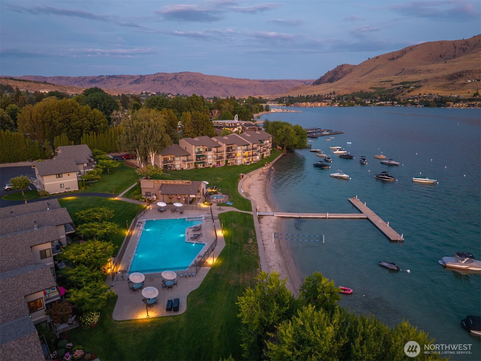 104 Spader Bay Road, Unit 44 Chelan, WA 98816 - Photo 7 of 40