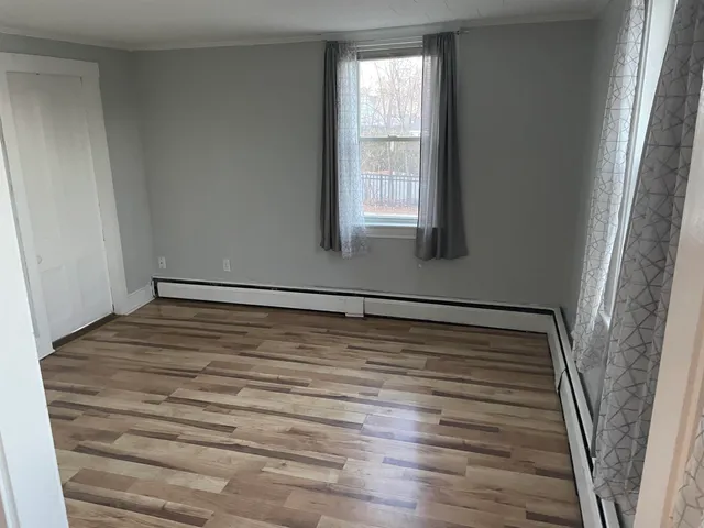 $1,900 | 19 A Hanson Street, Dover, NH 03820