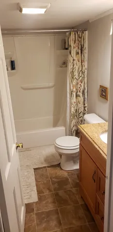 $1,900 | 19 A Hanson Street, Dover, NH 03820