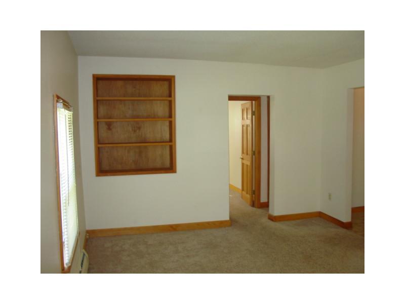 12 Skillings Road Cumberland Center, ME 04021 - Photo 7 of 13 Living Room.