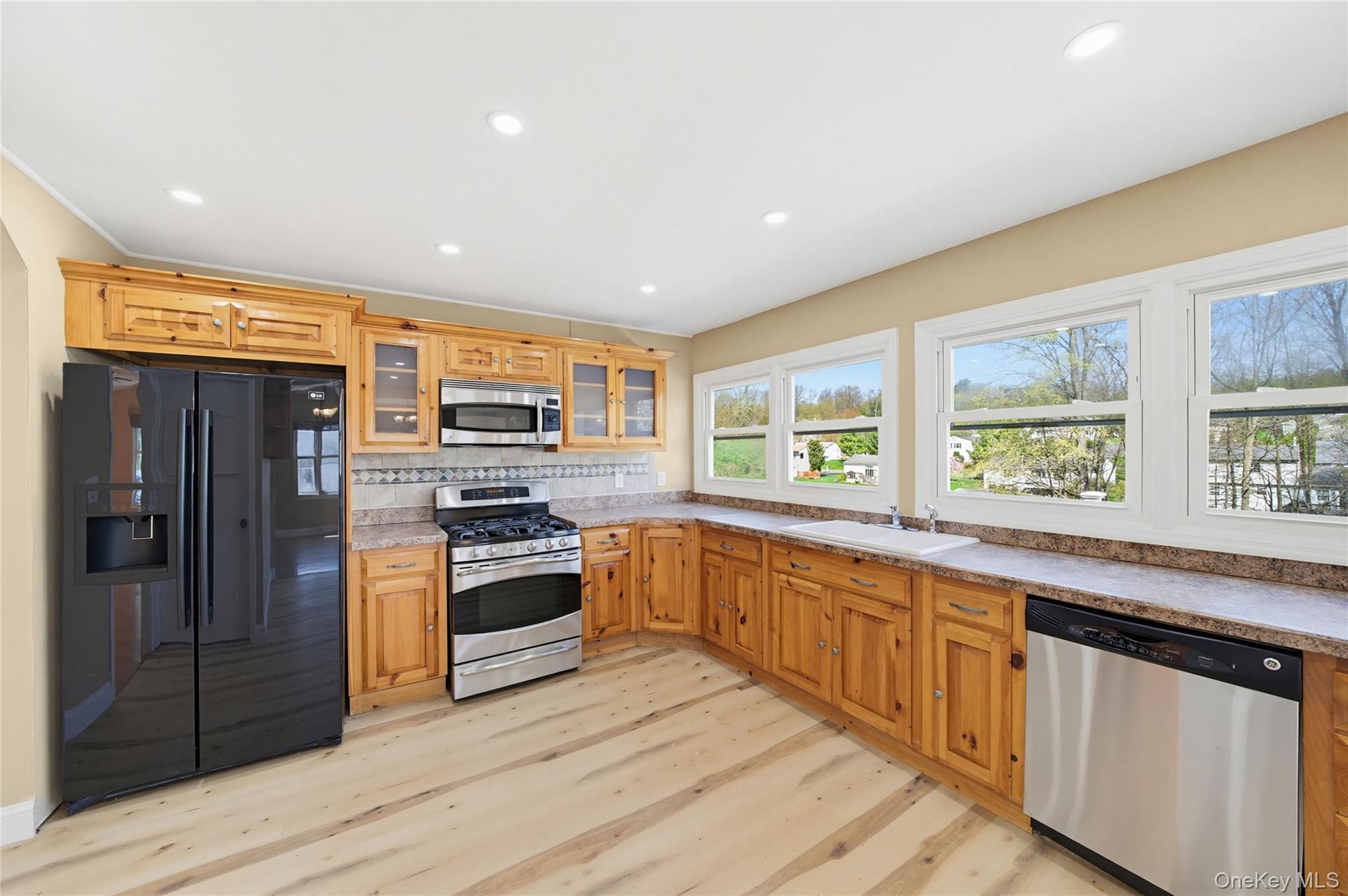 48 Quaker Hill Road Monroe, NY 10950 - Photo 15 of 49