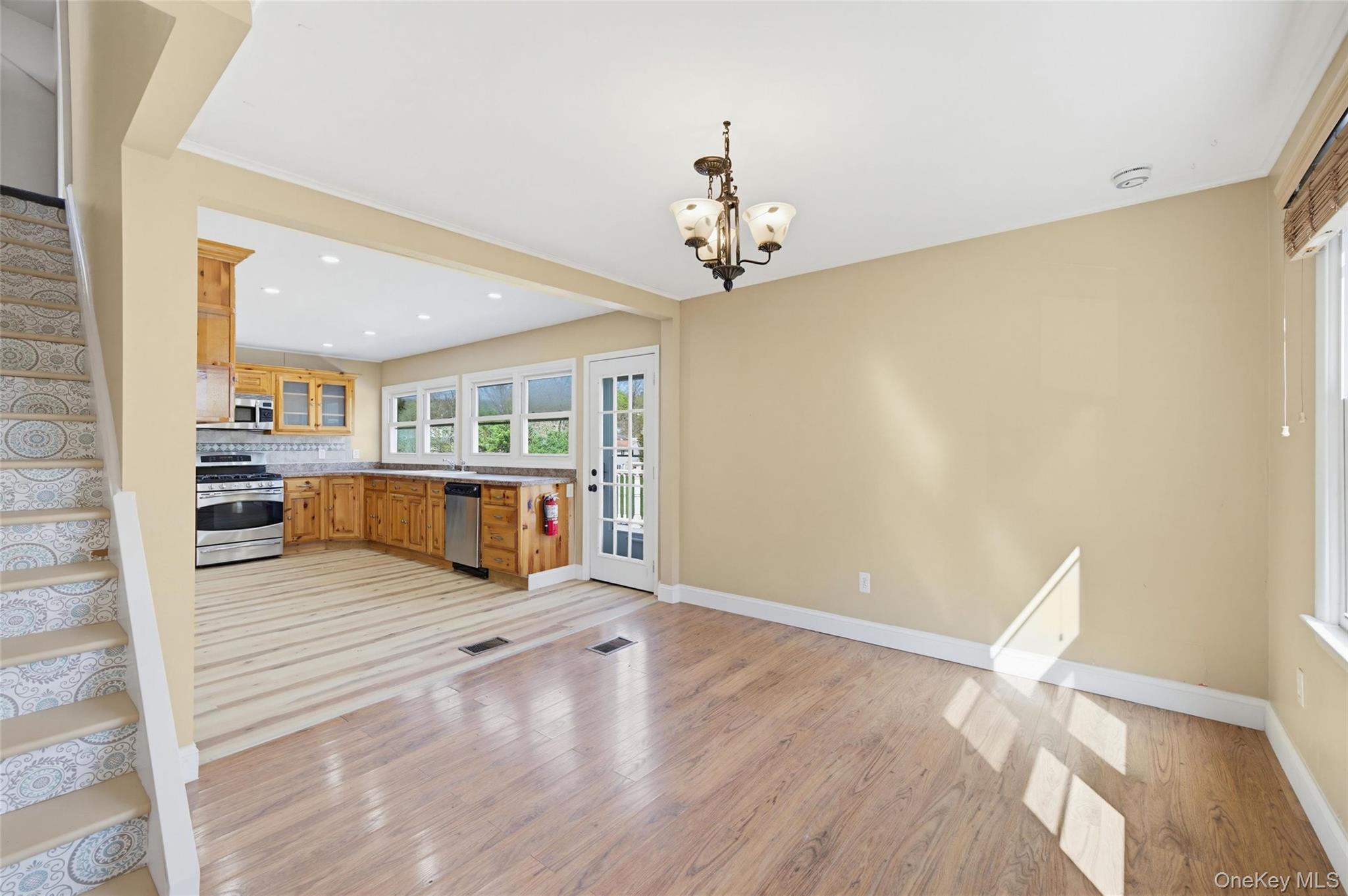 48 Quaker Hill Road Monroe, NY 10950 - Photo 17 of 49