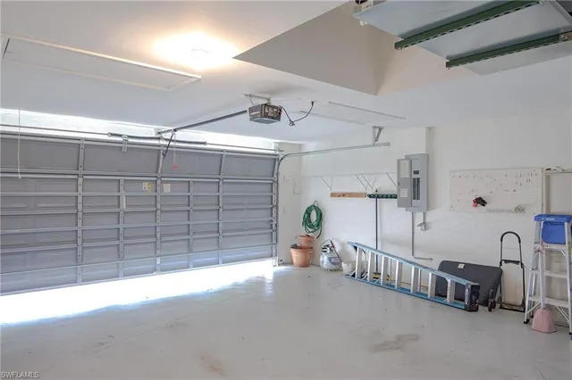 a view of a garage
