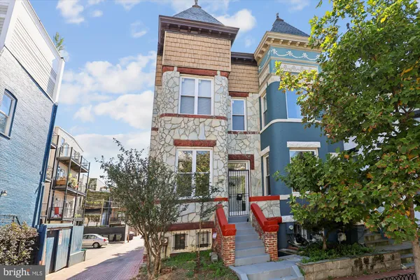 $3,500 | 14 Seaton Place Northwest, Washington, DC 20001