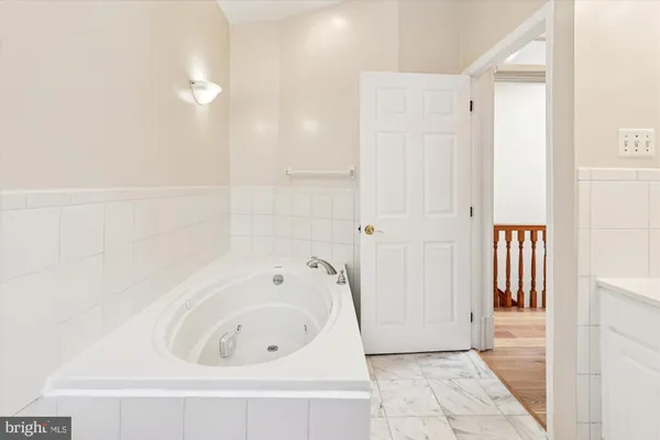 $3,500 | 14 Seaton Place Northwest, Washington, DC 20001
