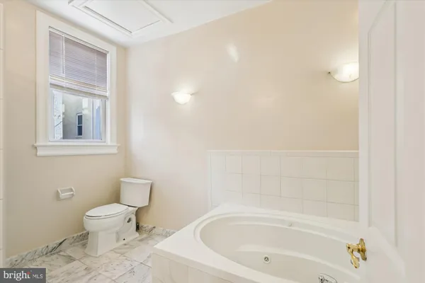 $3,500 | 14 Seaton Place Northwest, Washington, DC 20001