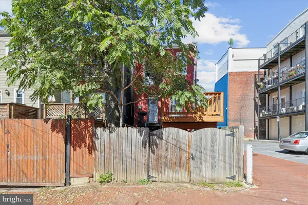 $3,500 | 14 Seaton Place Northwest, Washington, DC 20001
