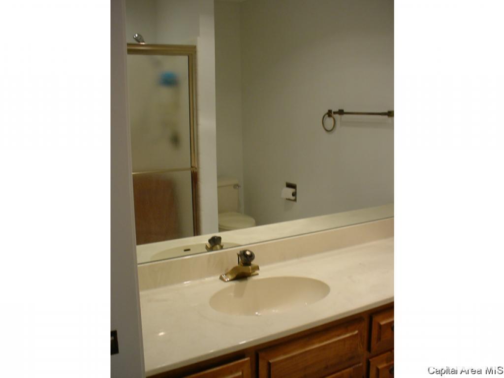 5 Turnberry Place Springfield, IL 62704 - Photo 12 of 21