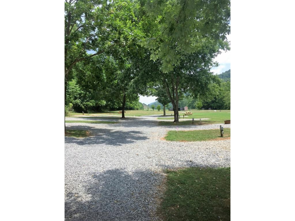 7237 Anglers Way Road Duffield, VA 24244 - Photo 1 of 32 Photo 1