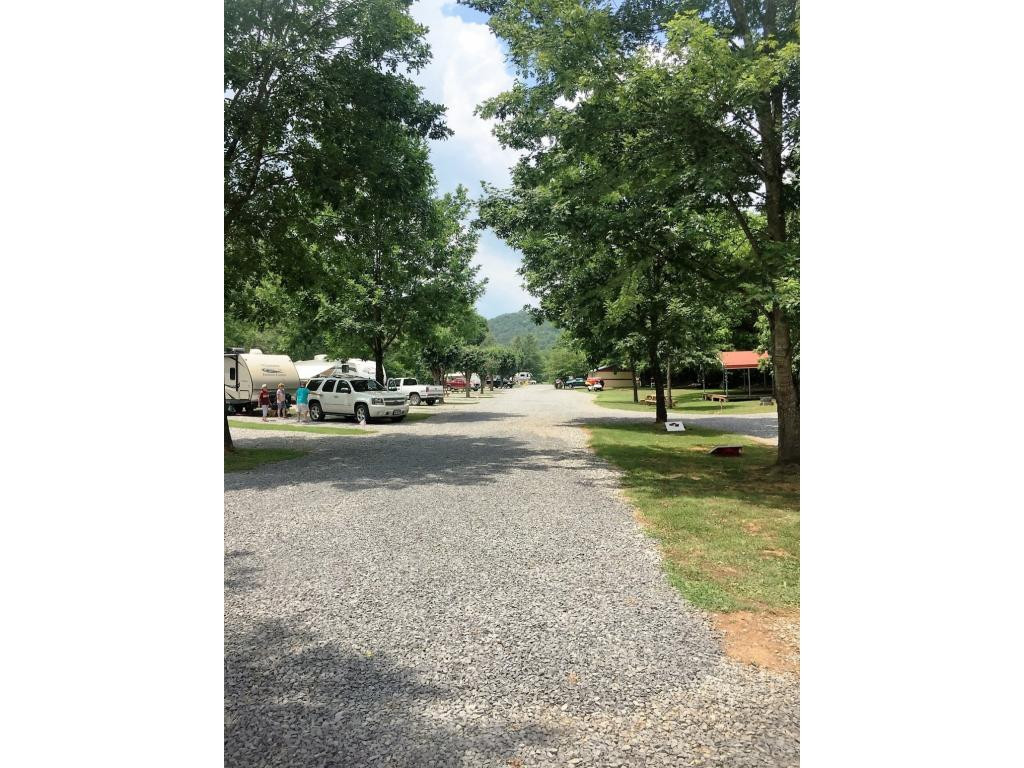 7237 Anglers Way Road Duffield, VA 24244 - Photo 2 of 32 Photo 2