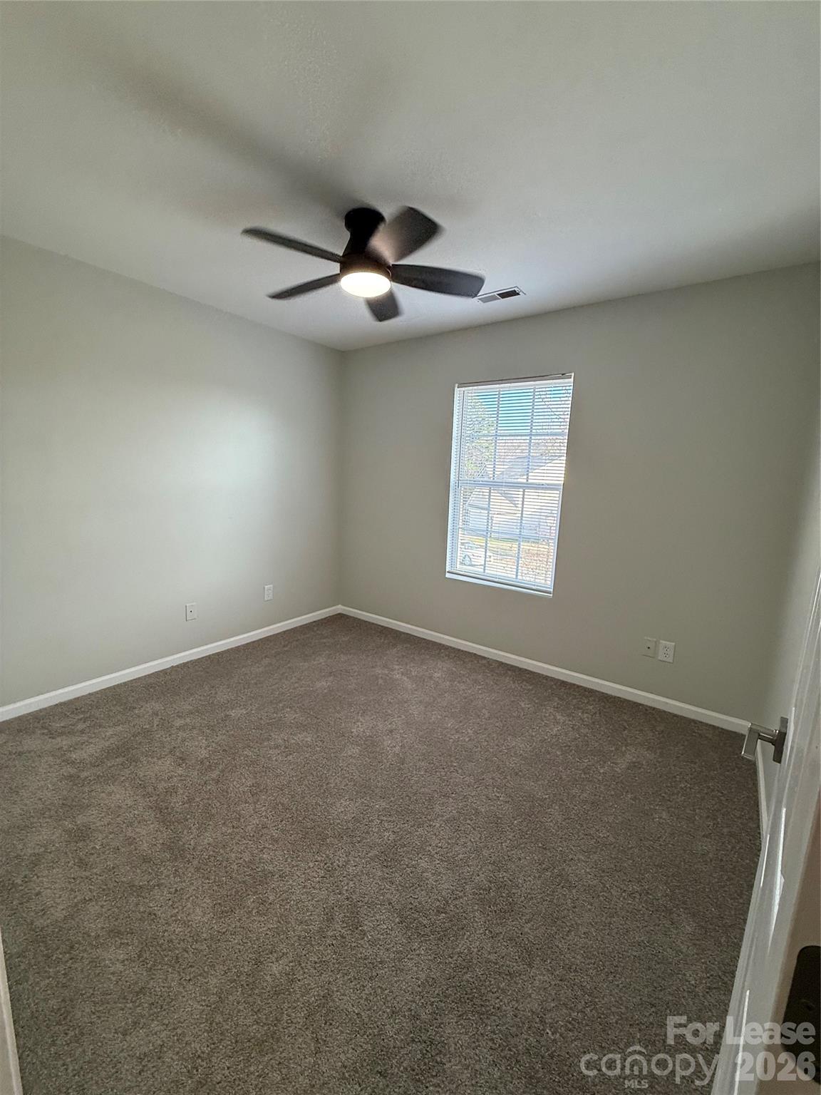 7021 Sunman Road Charlotte, NC 28216 - Photo 11 of 23