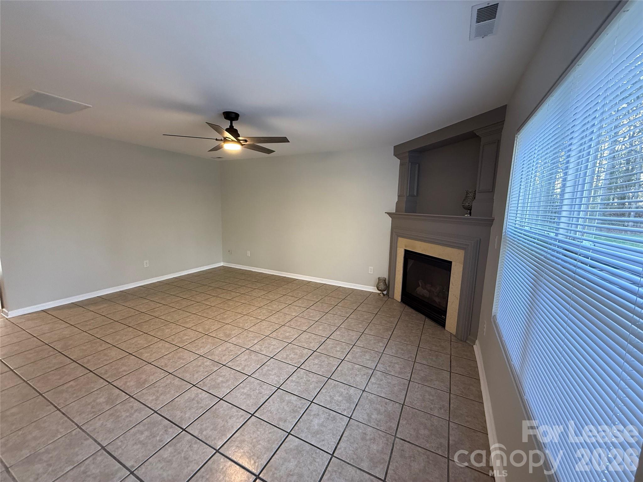 7021 Sunman Road Charlotte, NC 28216 - Photo 2 of 23