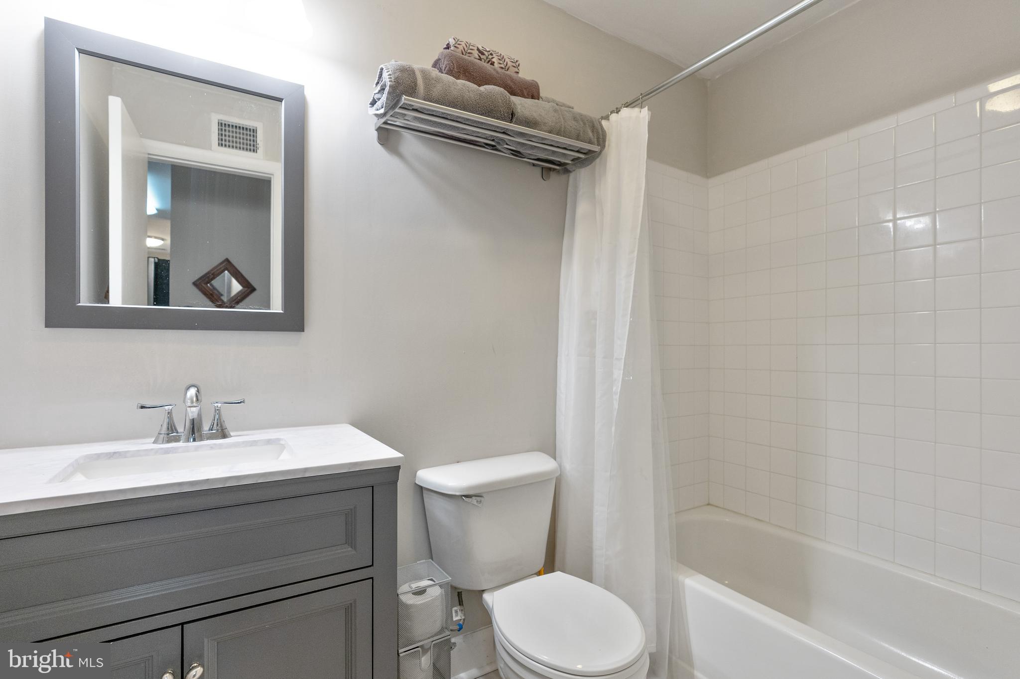 1781 Jonathan Way, Unit C Reston, VA 20190 - Photo 23 of 40 Gallery Image 23