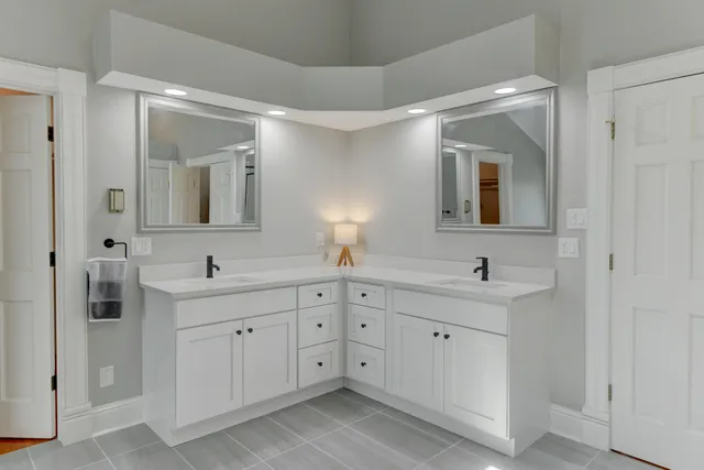 $975,000 | 9814 Rose Lane, Munster, IN 46321