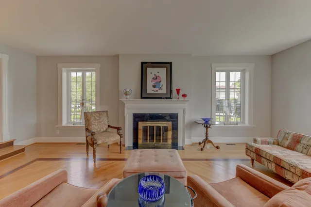 $975,000 | 9814 Rose Lane, Munster, IN 46321