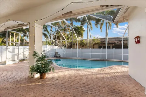 a view of outdoor space