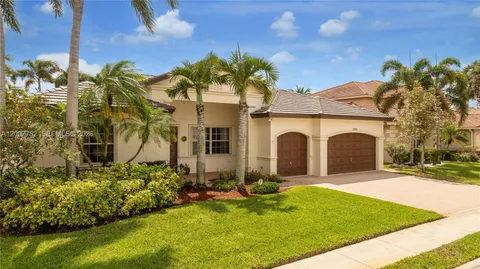 $980,000 | 15966 Southwest 3rd Street, Pembroke Pines, FL 33027