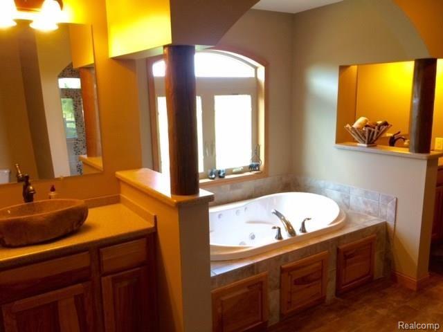 2198 Bullock Road Lapeer, MI 48446 - Photo 23 of 62 Master Bathroom