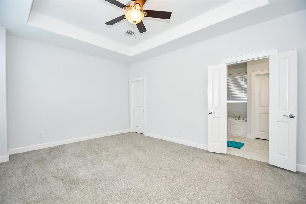 703 Link Road Houston, TX 77009 - Photo 14 of 32