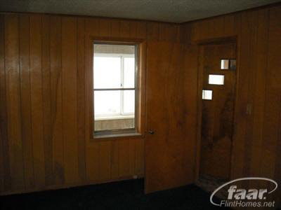 7322 West Vienna Road Clio, MI 48420 - Photo 9 of 21 20144137-8.JPG