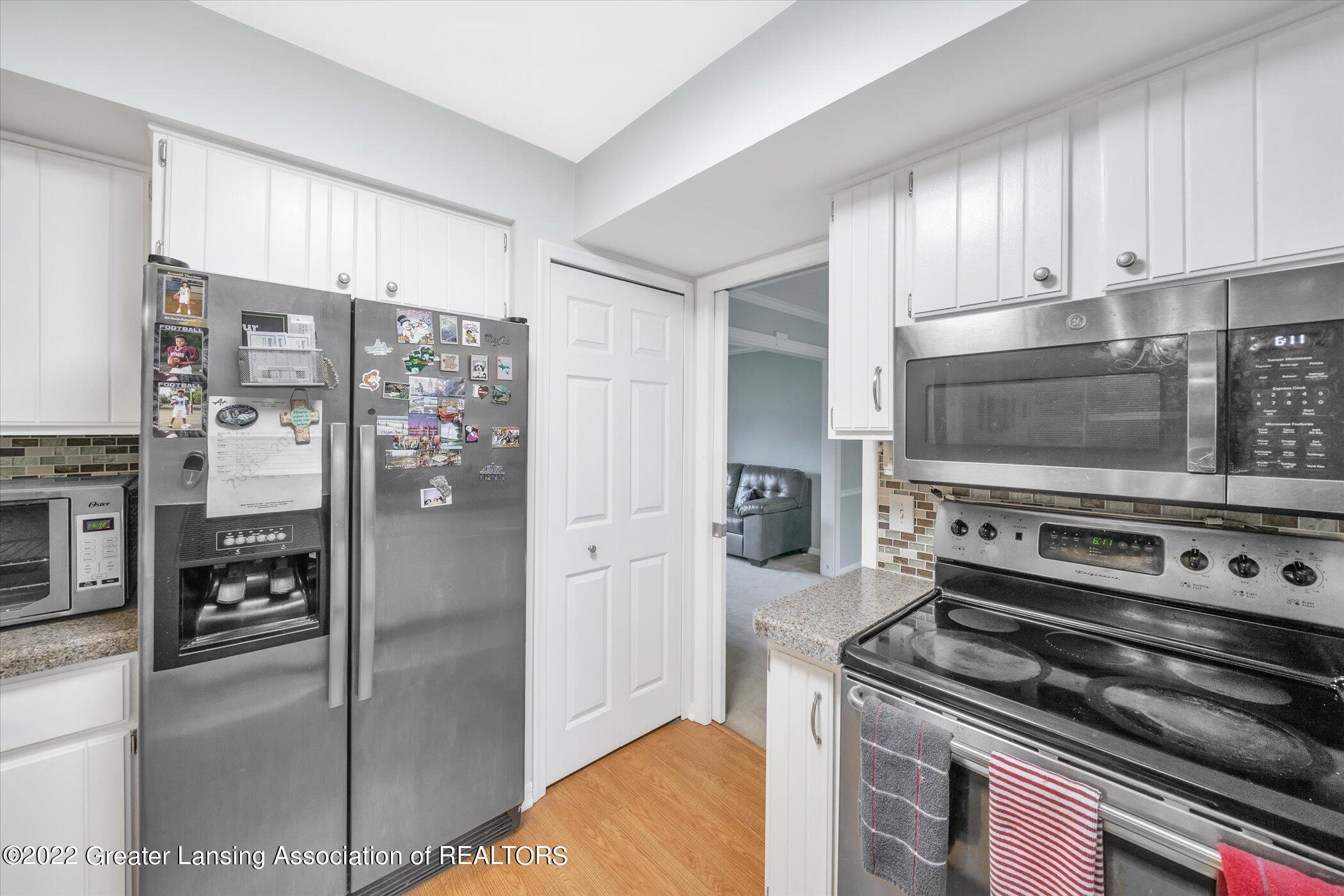 839 Spring Mill Drive Haslett, MI 48840 - Photo 12 of 48 21-839-Spring-Mill-Dr-WindowStill-Real-E