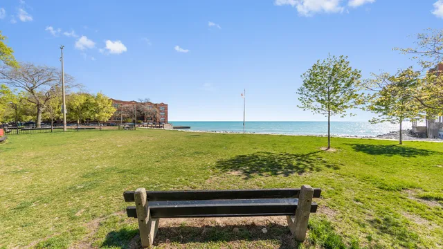 $2,500 | 7501 North Eastlake Terrace, Unit 2, Chicago, IL 60626