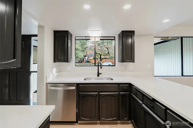 $555,000 | 4205 Candlewood Drive Southeast, Lacey, WA 98503