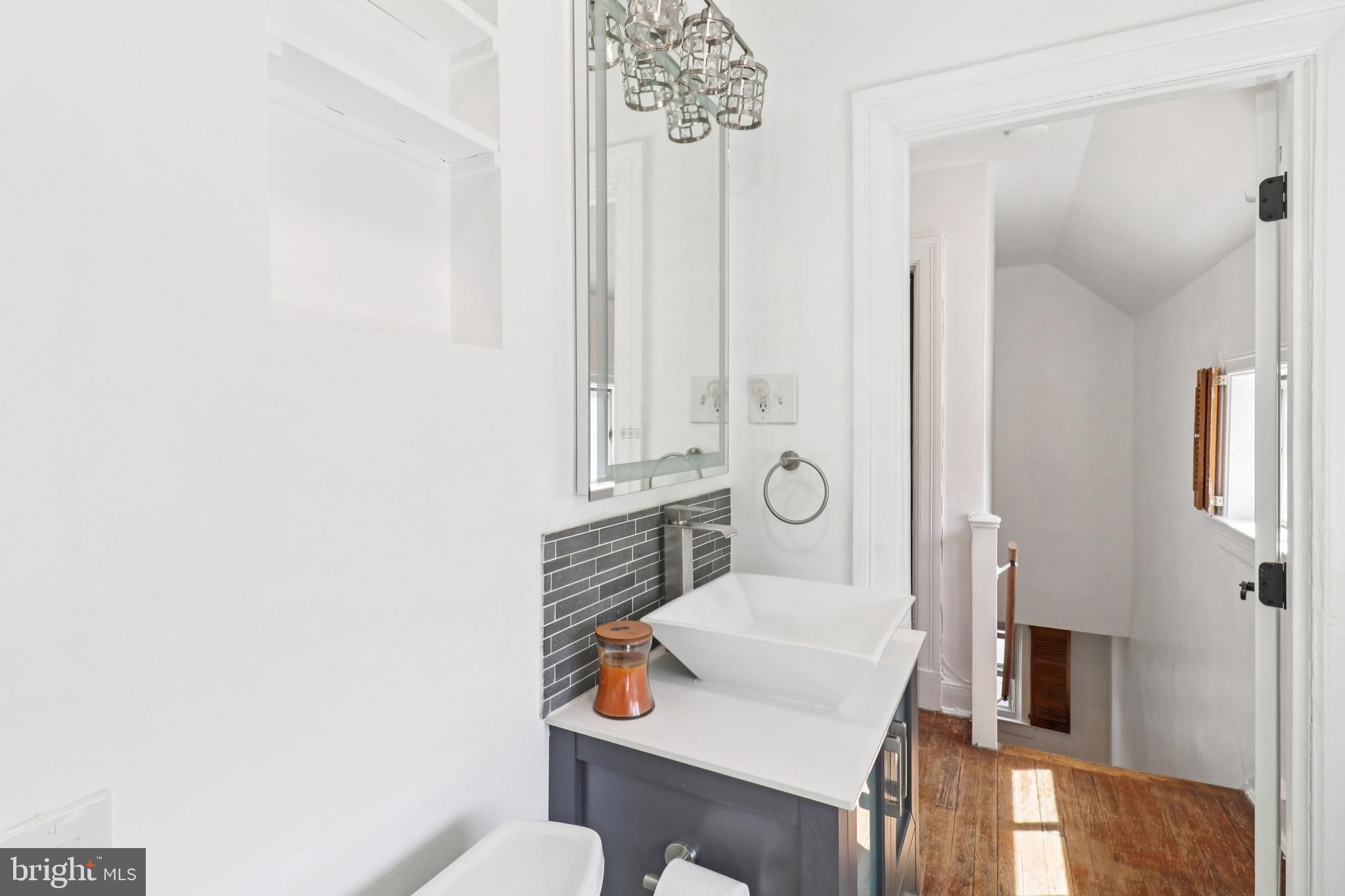 3149 Newton Street Northeast Washington, DC 20018 - Photo 37 of 57 Upper level bathroom