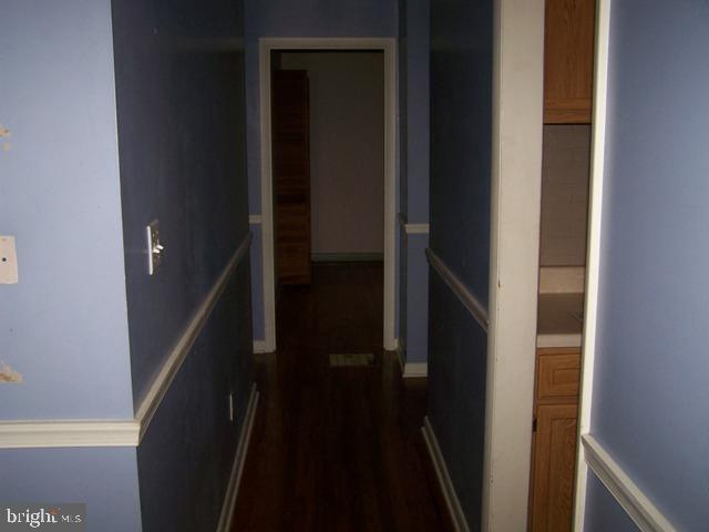 239 North New Street Lititz, PA 17543 - Photo 8 of 10