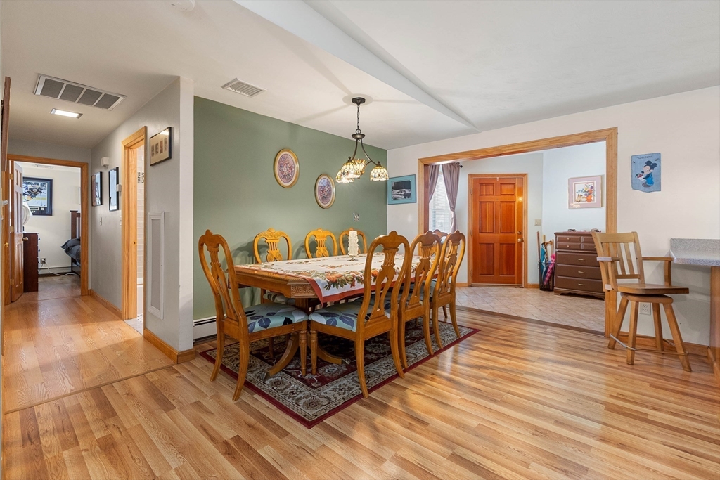 38 Cabot Road Danvers, MA 01923 - Photo 5 of 17 Gallery Image 5